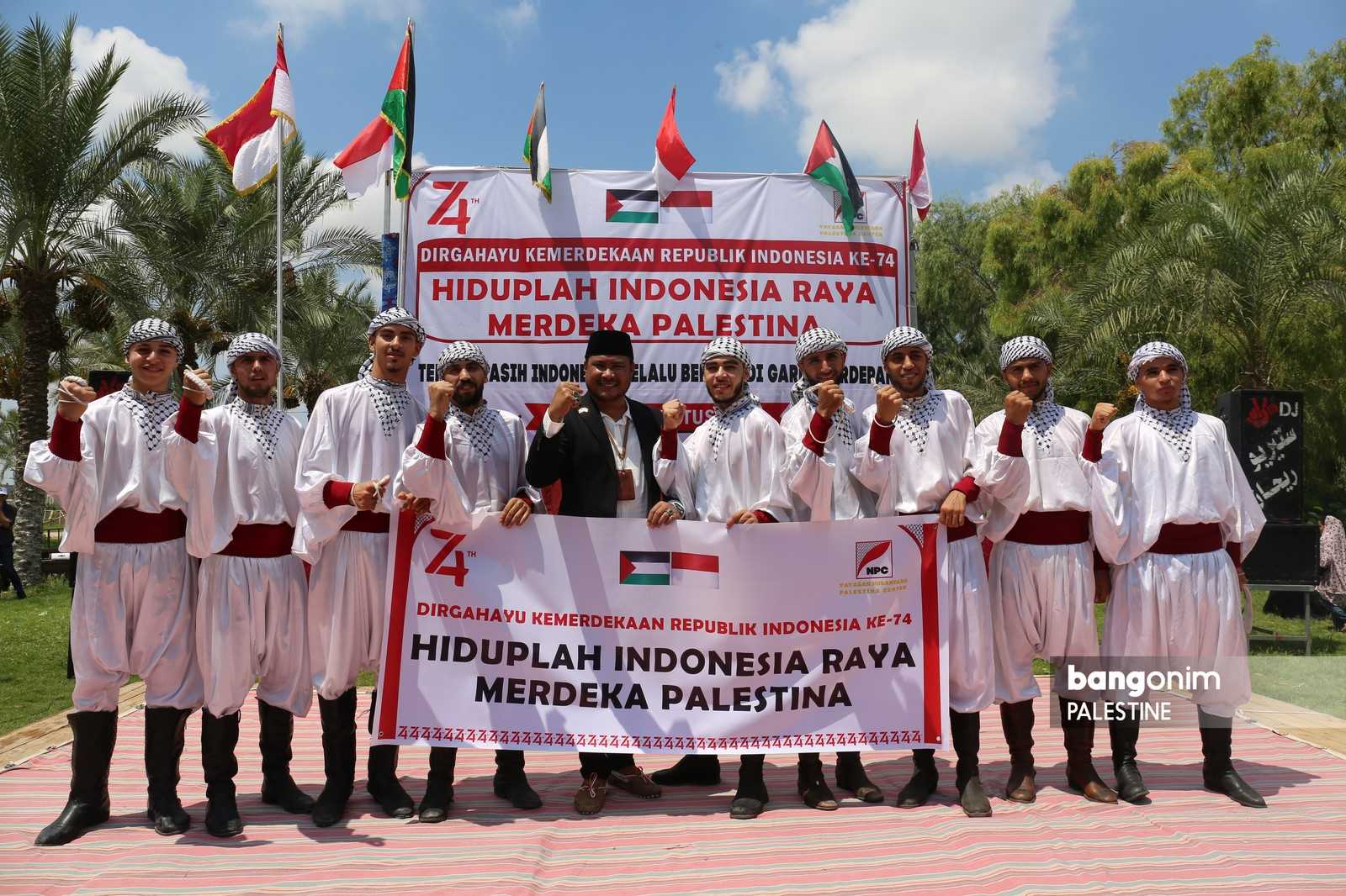 900 Warga Gaza Ikuti Upacara HUT RI Ke-74