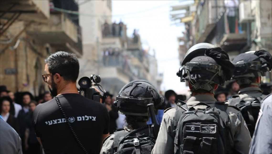 Kibarkan Bendera Israel dan Kencing di Halaman Masjid, Inilah Perilaku Ekstremis Yahudi Terhadap Al-Aqsa