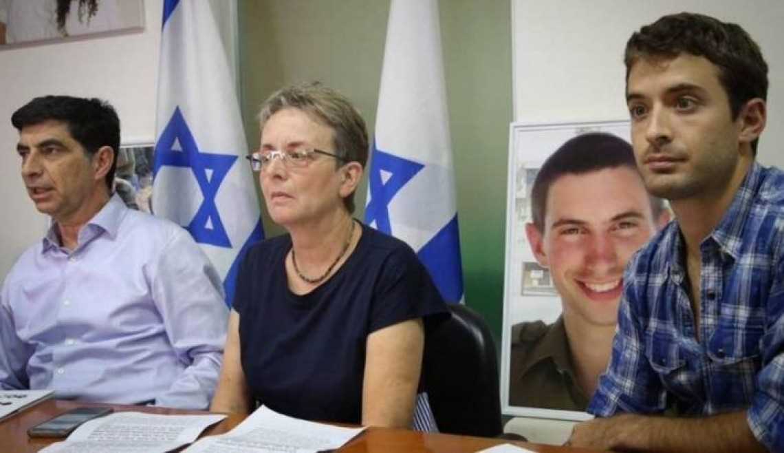 Pasok BBM ke Gaza, Netanyahu dikritik  keluarga prajurit Hadar Goldin