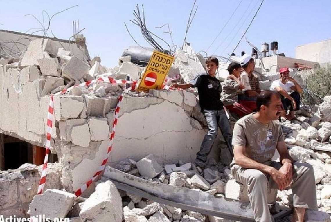 Untuk Kedua Kalinya, Pasukan Israel Menghancurkan Rumah Seorang Tahanan Palestina