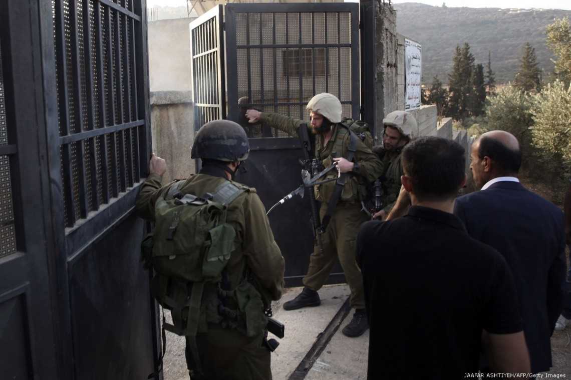 Tentara Israel Lecehkan Guru dan Mengambil Sidik Jari Siswa Palestina di Desa Taqu, Bethlehem