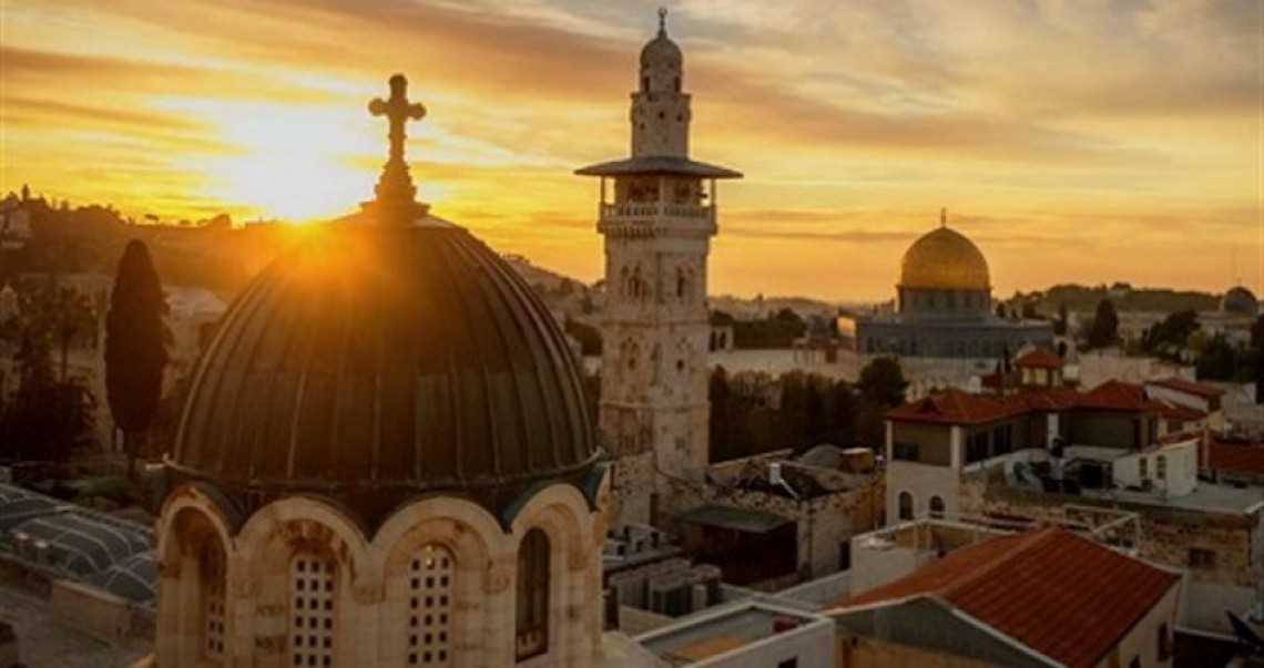 Cegah Corona, Wakaf Palestina Serukan Warga Sholat di Rumah