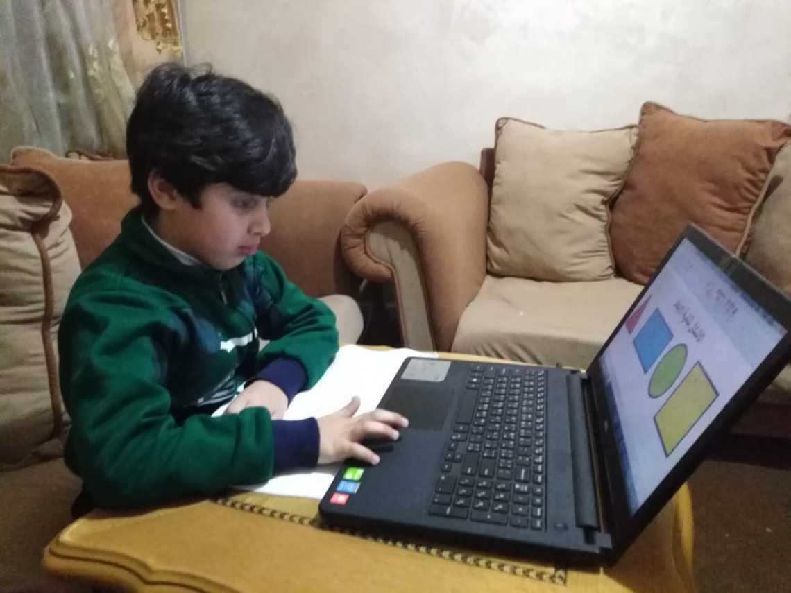 Pasca Penutupan Sekolah Akibat Wabah Corona, UNRWA Resmikan Program Pendidikan Via Internet