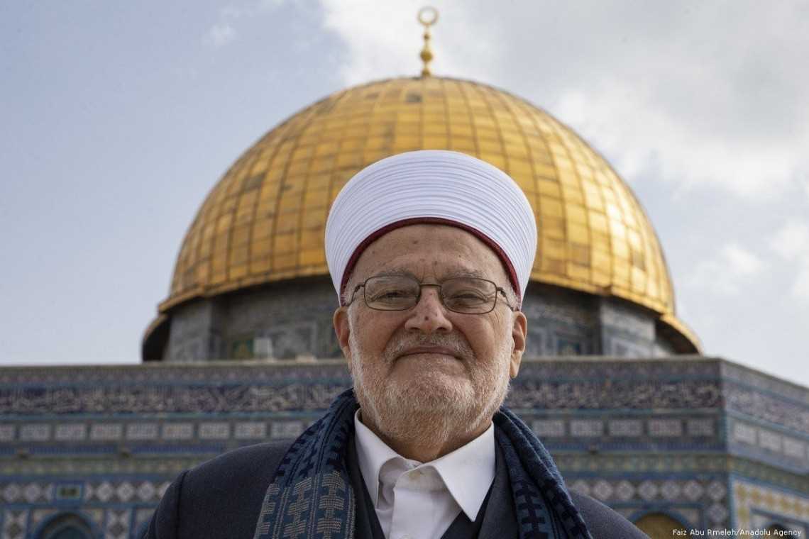 Pasukan Pendudukan Israel Menangkap Imam Besar Masjid Al-Aqsa, Sheikh Ekrima Sabri