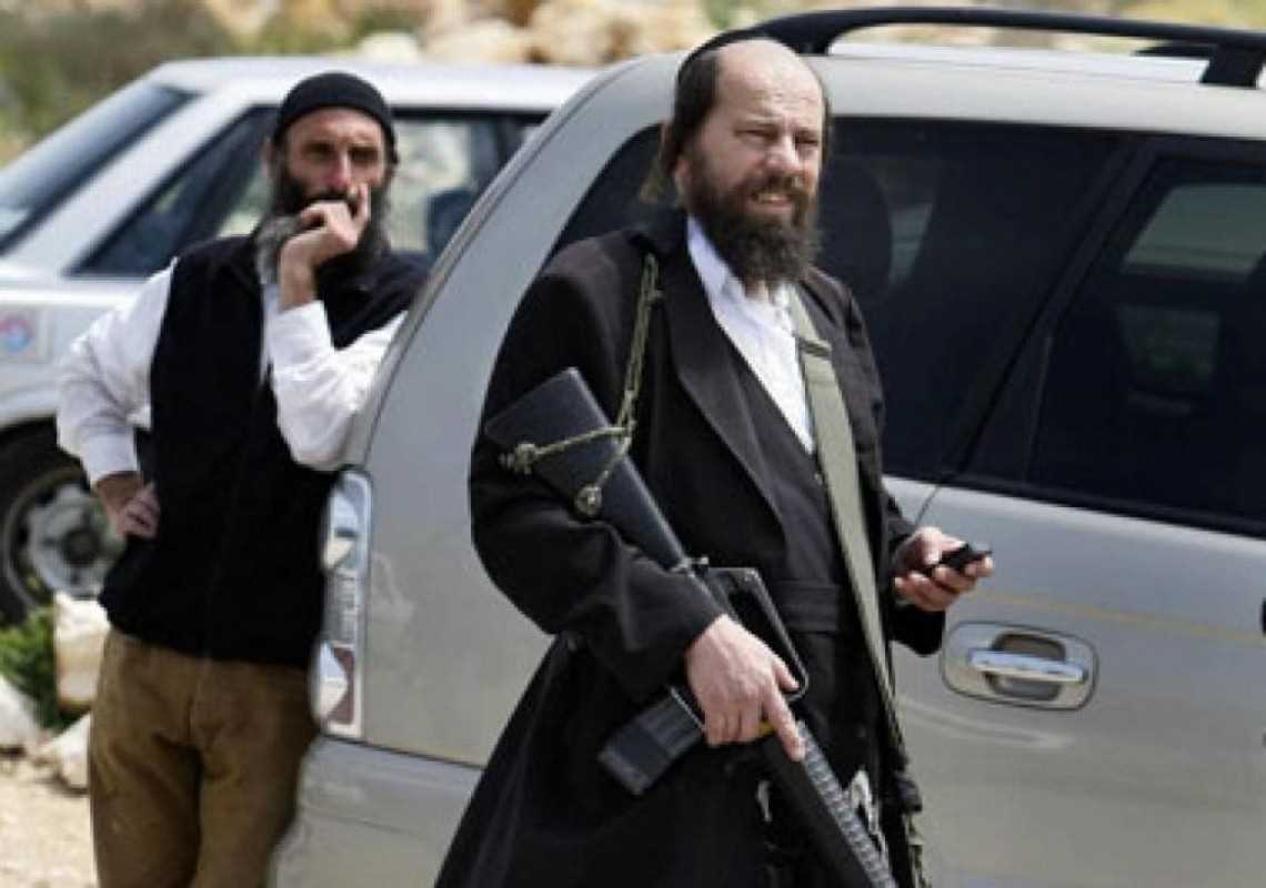 Ditabrak Ekstremis Yahudi, Seorang Warga Palestina Terluka
