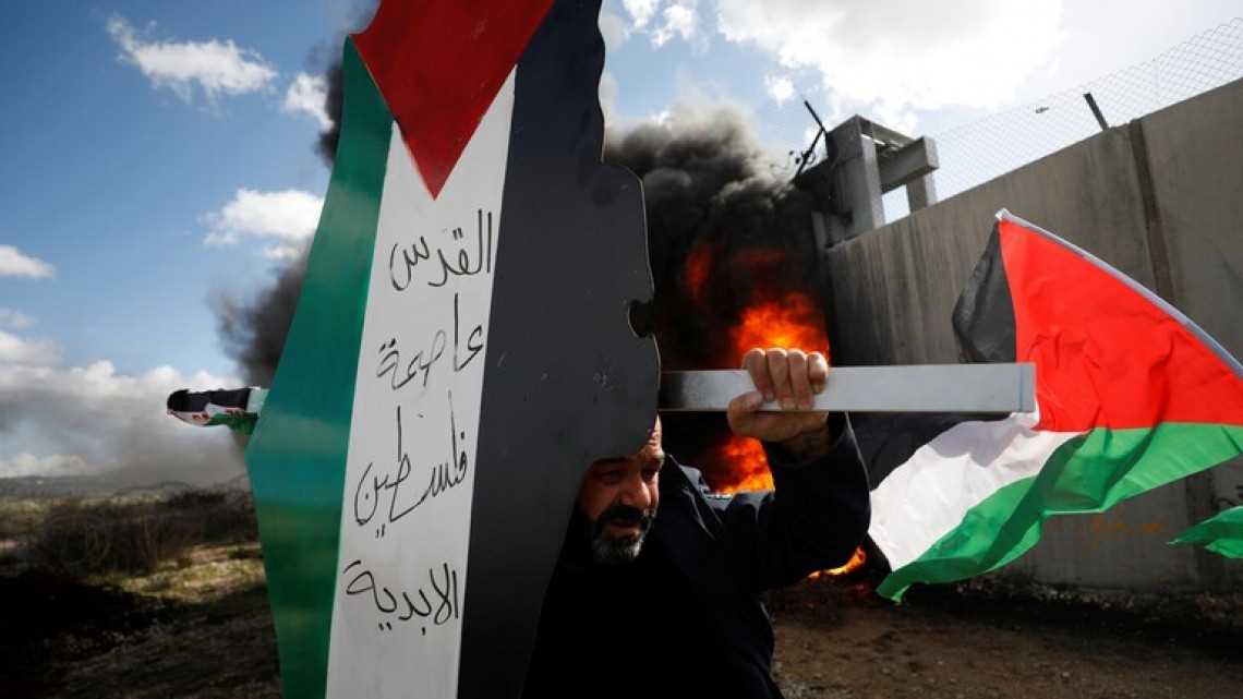 Puluhan Warga Palestina Terluka dalam Serangan Israel Terhadap Pawai Damai di Nablus