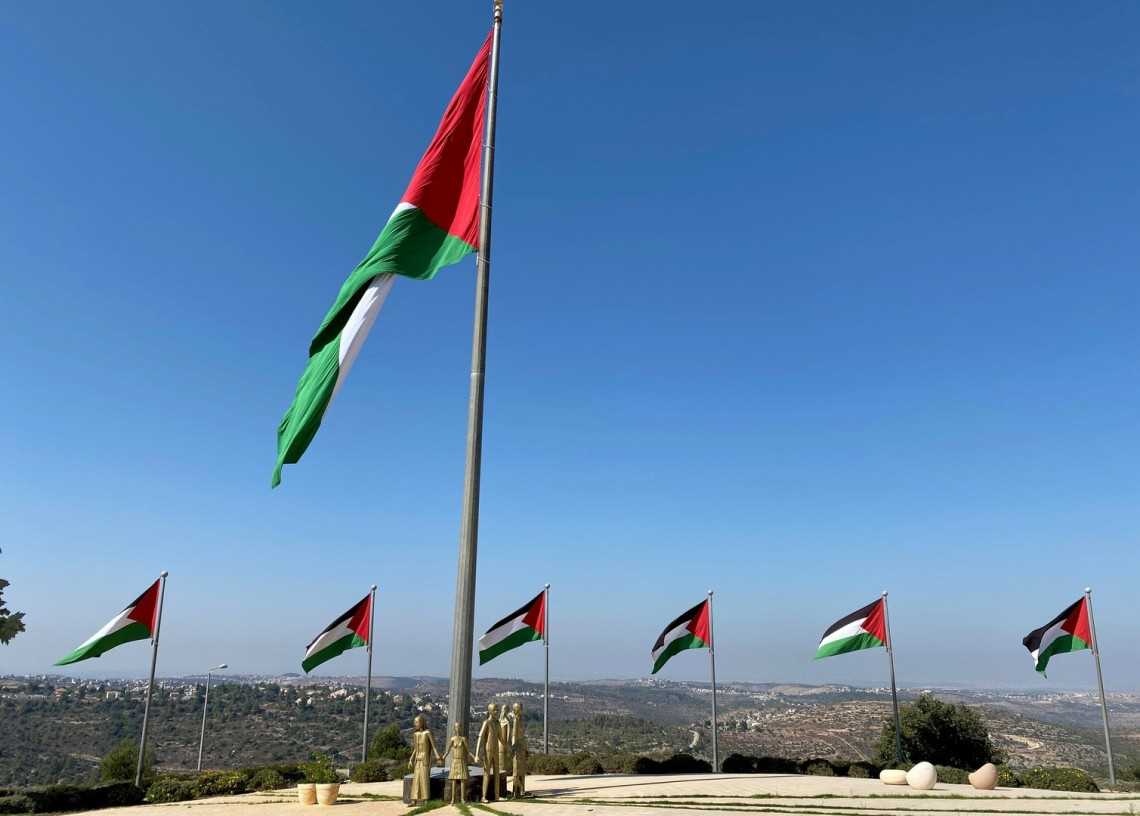 Palestina: Ekonomi Digital Kami Mundur karena Kendali Israel atas Frekuensi 4G dan 5G