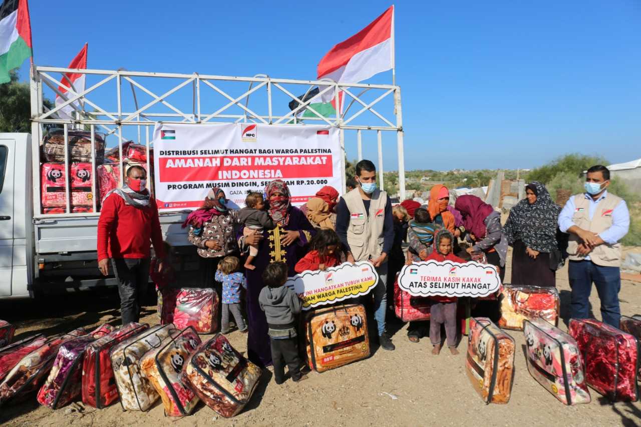 Warga Gaza Dihantam Suhu Dingin: Tunjukkan Kepedulian, NPC Kembali Bagikan Selimut Gratis Tahap III