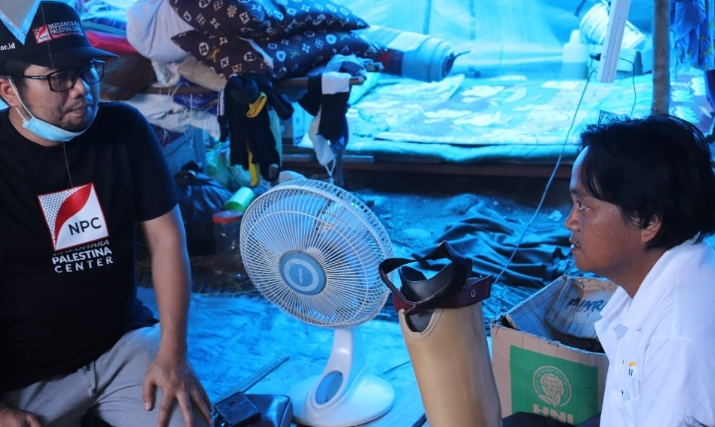 Tebar Cinta Kasih, NPC Donasikan Kaki Palsu untuk Habu di Aholeang