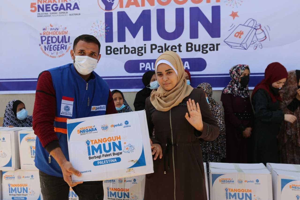 Para Penghafal Quran di Gaza Dapat Sembako dan Iftar Gratis dari DT Peduli, Ini Perinciannya!