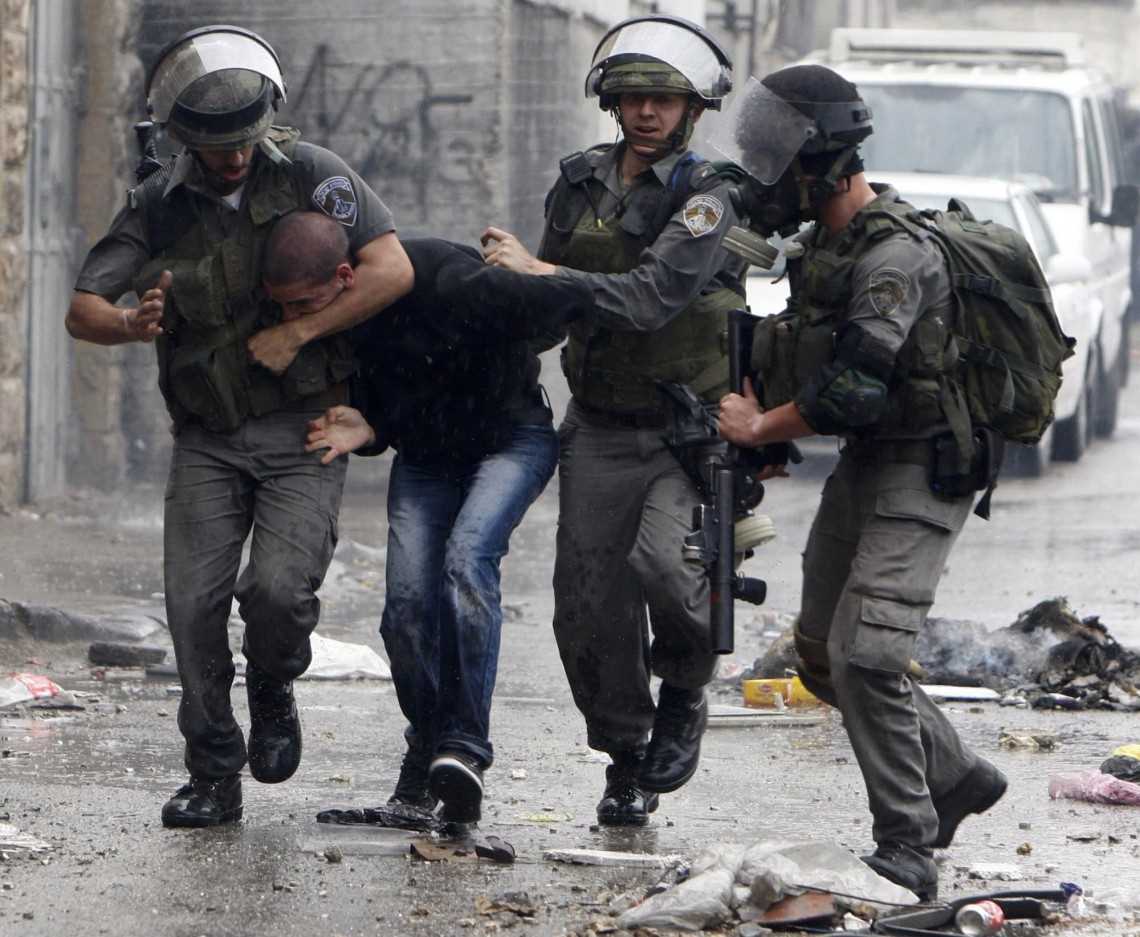 Operasi Penangkapan Ilegal oleh Militer Israel Di Tepi Barat; 22 Terjaring, Termasuk Paramedis