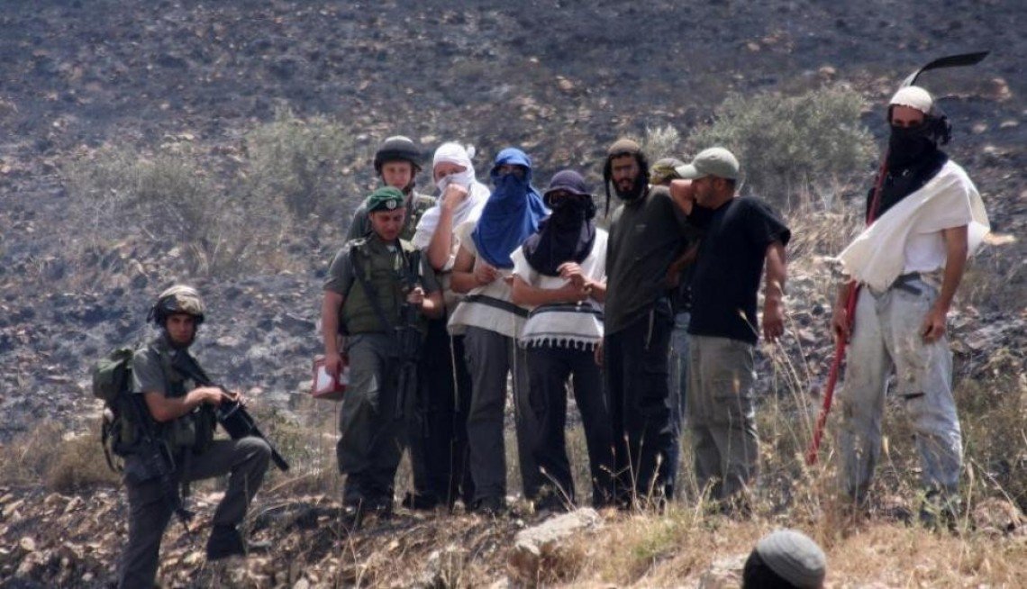 Pemukim Israel Serang Penduduk Palestina dan Curi Barang Miliknya di Hebron