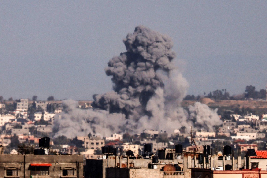 Euro-Med Monitor: Setelah Keputusan Mahkamah Internasional, Israel Lakukan 60 Serangan Udara di Rafah