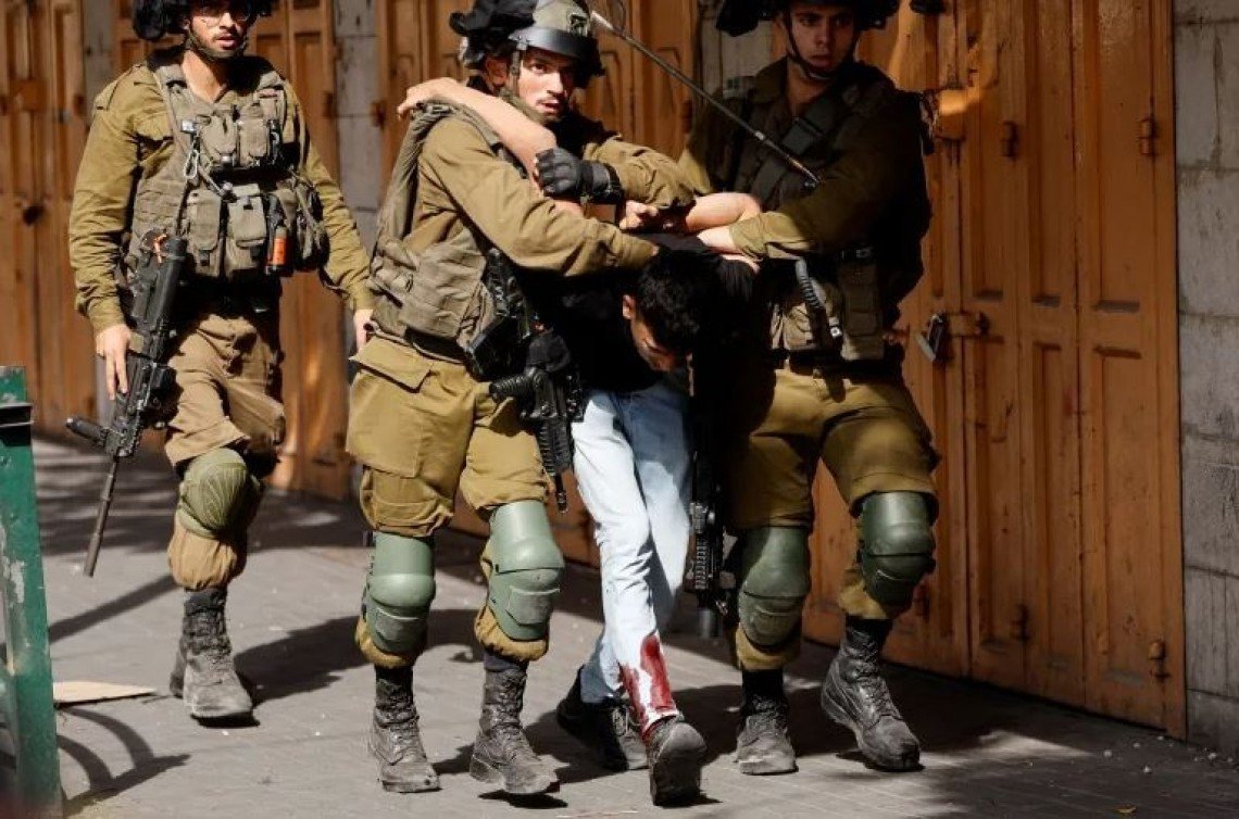 Menjadi Anak Palestina, Berarti Harus Mampu Bertahan Hidup di Penjara Israel