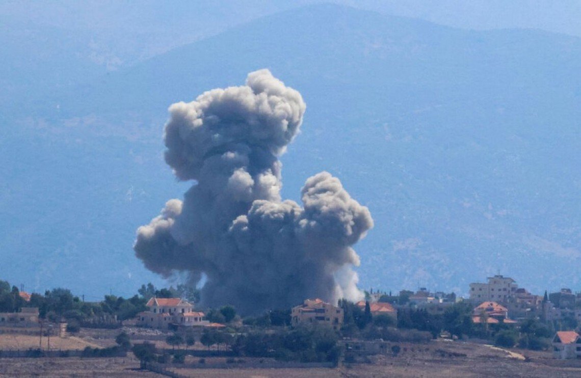 Selama 24 Jam, Israel Bantai Lebih Seratus Penduduk Lebanon: “Mereka Membuat Kami Jadi Gaza Kedua”
