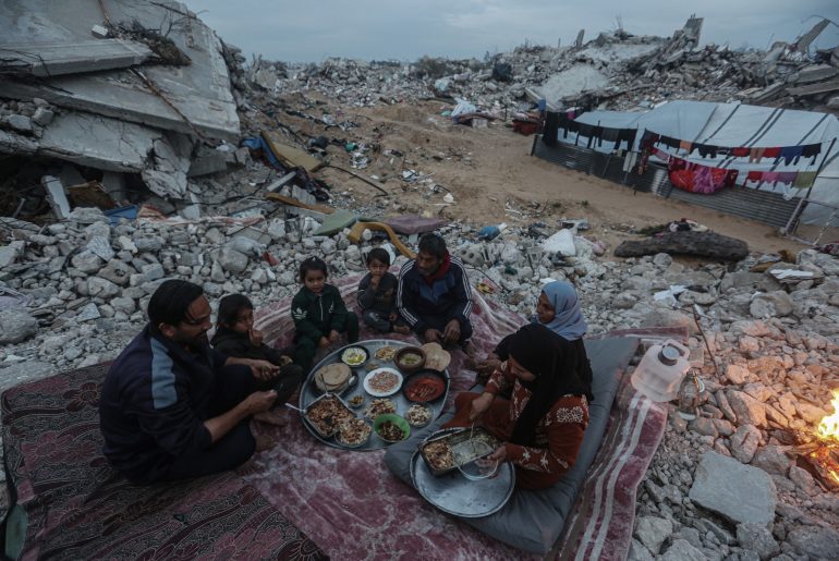 Ramadan di Gaza: Kenangan Masa Lalu yang Menyakitkan, dan Harapan yang Tersisa di Masa Depan