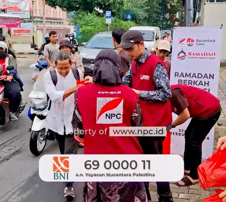Nusantara Palestina Center Bagi Kebahagiaan Ramadan di Ceger, Jakarta Timur
