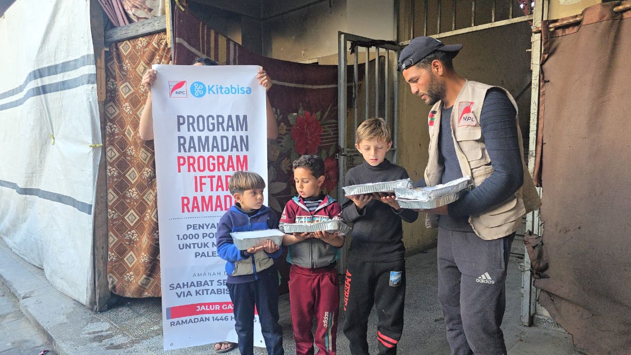 NPC Bagikan 1.342 Paket Iftar Gratis di Gaza City