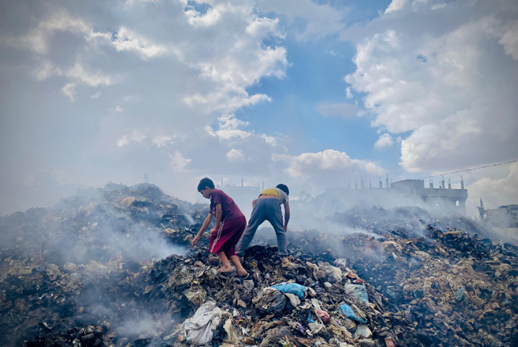 Gaza di Ambang Bencana Ekologis: Dari Kuburan Puing dan Sampah hingga Pembuangan Limbah Israel
