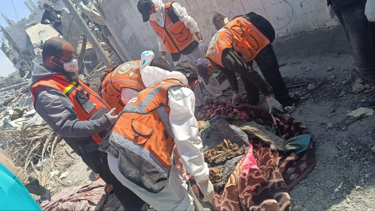 10 Ribu Jenazah Masih Tertimbun di Gaza, Evakuasi Terhambat Alat Berat