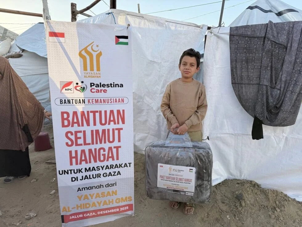 NPC dan Al-Hidayah Salurkan 68 Paket Selimut ke Gaza Utara