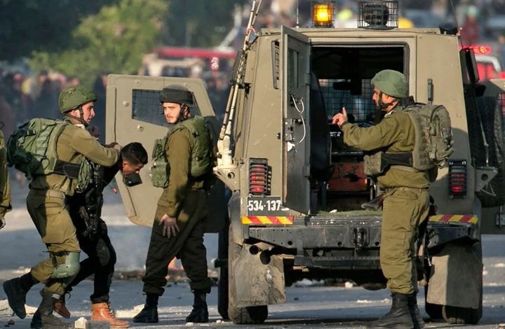 Israel Menahan Puluhan Warga Palestina dalam Operasi Penangkapan di Wilayah Tepi Barat dan Yerusalem