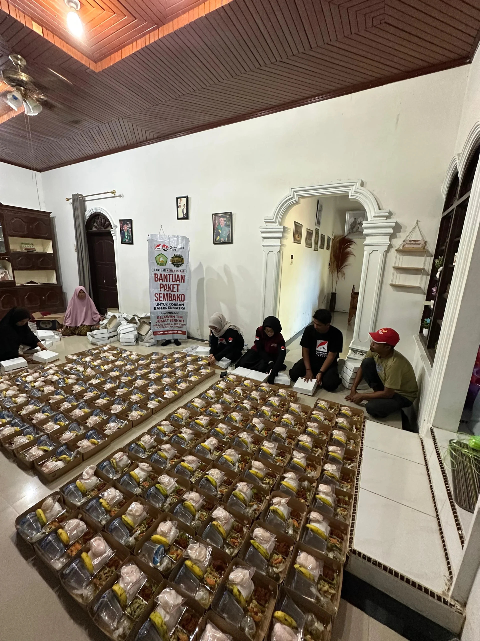 NPC Distribusikan Bantuan Makanan Siap Saji bagi Korban Banjir di Pidie Jaya