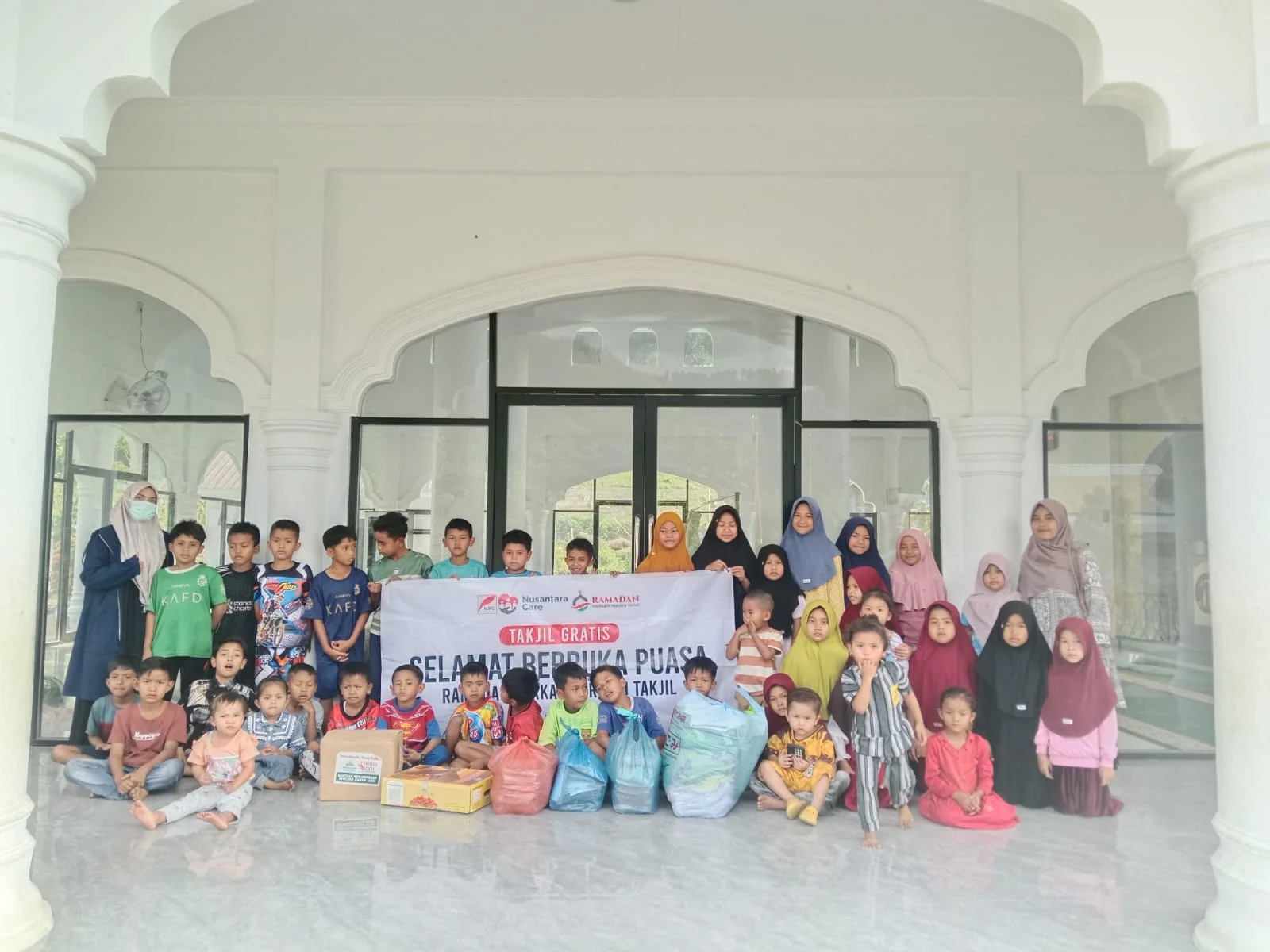 Ramadan Berkah di Gayo Lues, LAZNAS NPC Berbagi Takjil Bersama 75 Anak TPQ