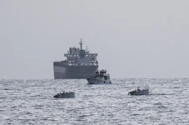 Menembus Blokade Gaza: Penangkapan Aktivis Global Sumud Flotilla Uji Kedaulatan Diplomatik Indonesia