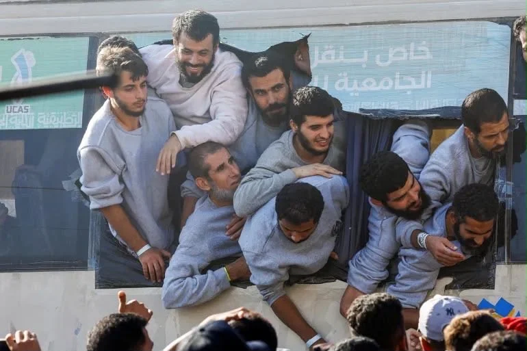 Israel Bebaskan 13 Tahanan Palestina dari Gaza dalam Kondisi Kesehatan yang Buruk