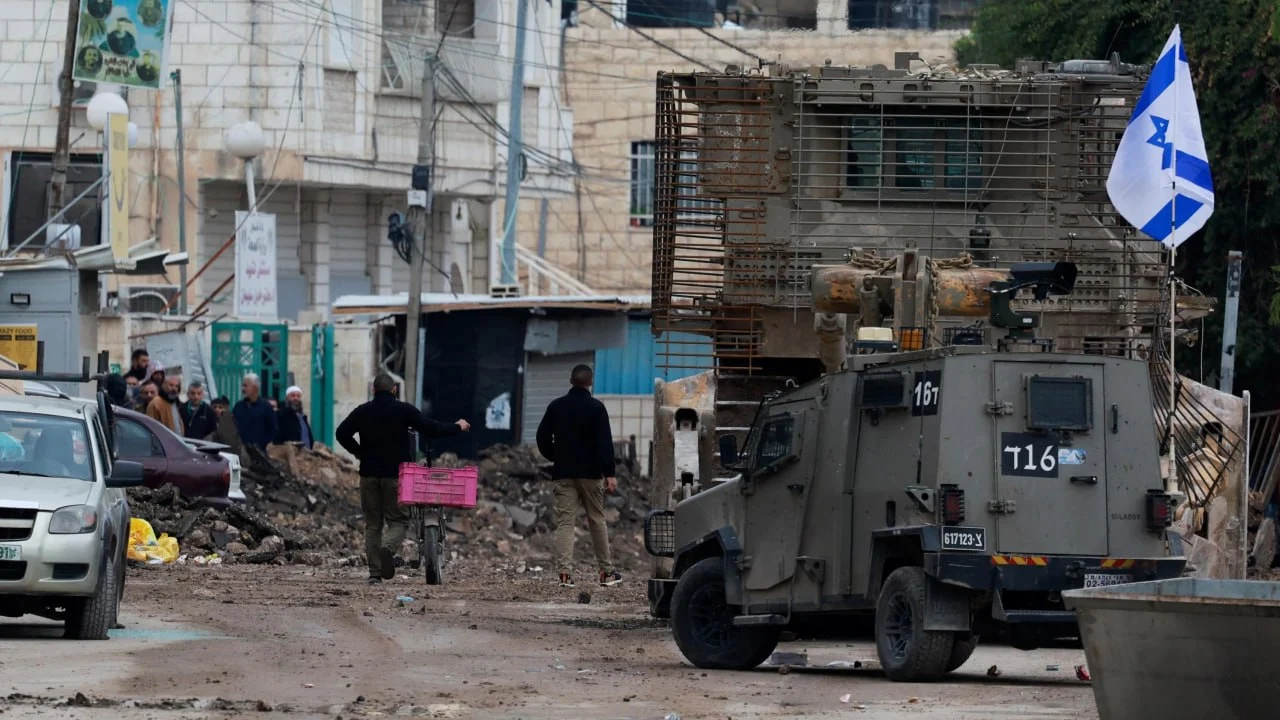 Ramallah Dikepung: Militer Israel Gencarkan Penggerebekan di Tengah Isolasi Total Tepi Barat